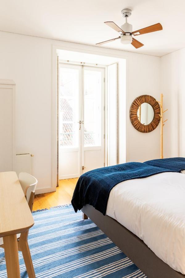 Joivy Chiado Self Check-In 2-Br Flat With Parking Daire Lisboa Dış mekan fotoğraf